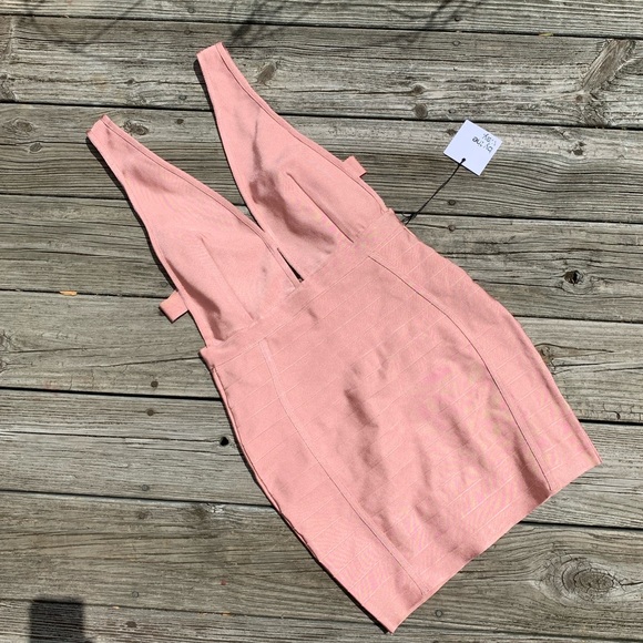by the way. Dresses & Skirts - NWT by the way Bandage dress Size M